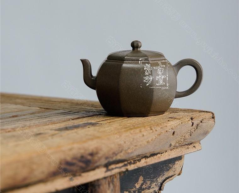 《八方納?！? style=